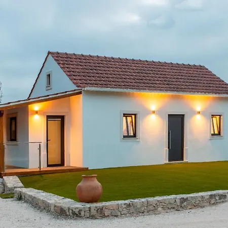 Casa Marmelos - Alojamento Local Holiday home Ourem